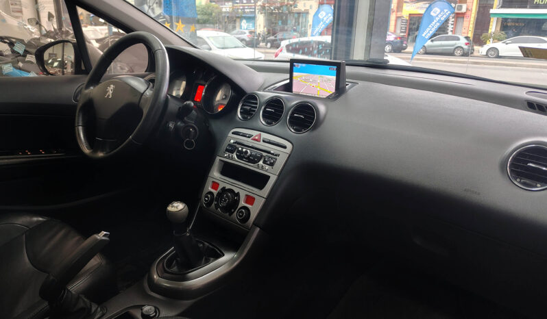 PEUGEOT	408 2.0 ALLURE NAV lleno