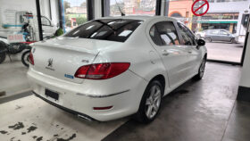 PEUGEOT	408 2.0 ALLURE NAV