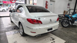 PEUGEOT	408 2.0 ALLURE NAV lleno