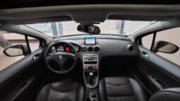PEUGEOT	408 2.0 ALLURE NAV lleno