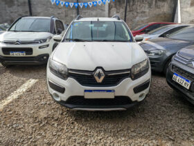 RENAULT	SANDERO STEPWAY PRIVILEGE