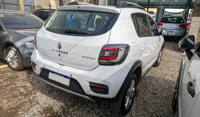 RENAULT	SANDERO STEPWAY PRIVILEGE lleno
