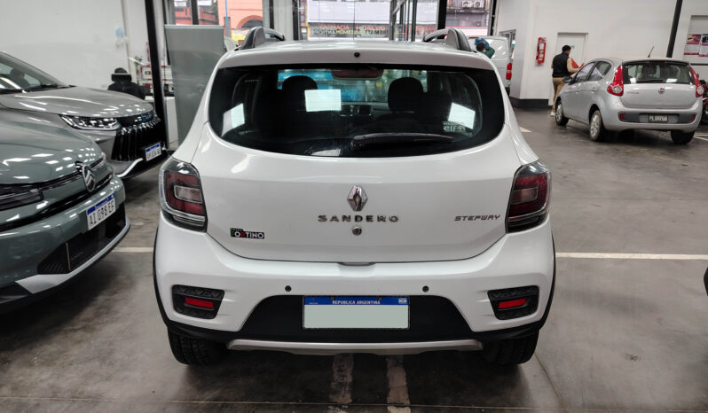 RENAULT	SANDERO STEPWAY PRIVILEGE lleno