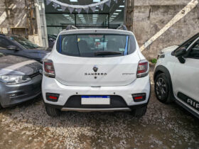 RENAULT	SANDERO STEPWAY PRIVILEGE