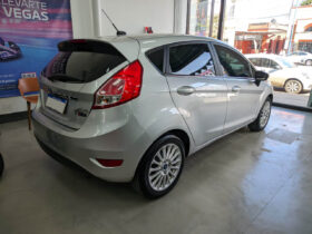 FORD FIESTA KD 1.6 TITANIUM 5PTS