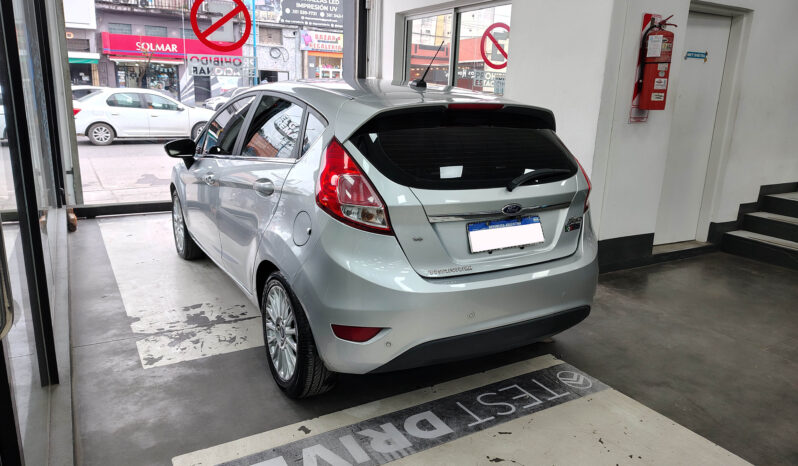 FORD FIESTA KD 1.6 TITANIUM 5PTS lleno