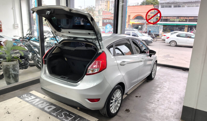 FORD FIESTA KD 1.6 TITANIUM 5PTS lleno