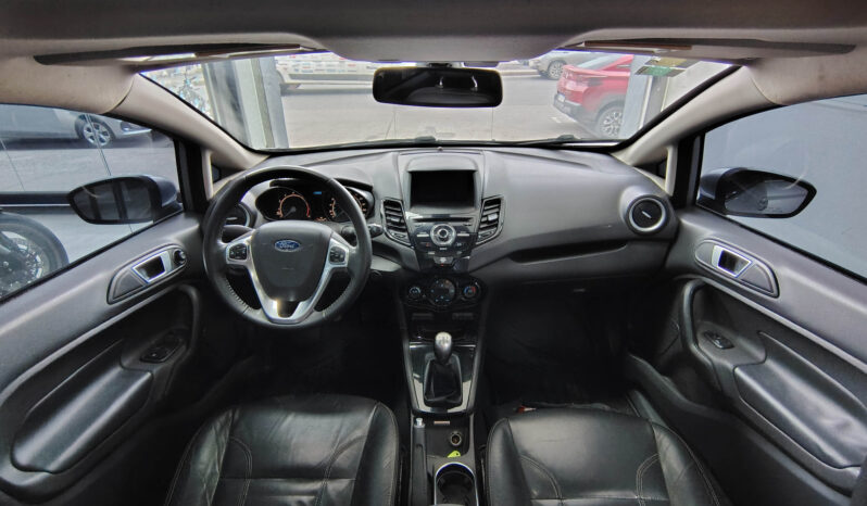 FORD FIESTA KD 1.6 TITANIUM 5PTS lleno