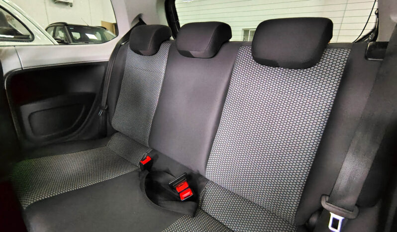 VOLKSWAGEN	UP 1.0 MOVE 3PTS lleno