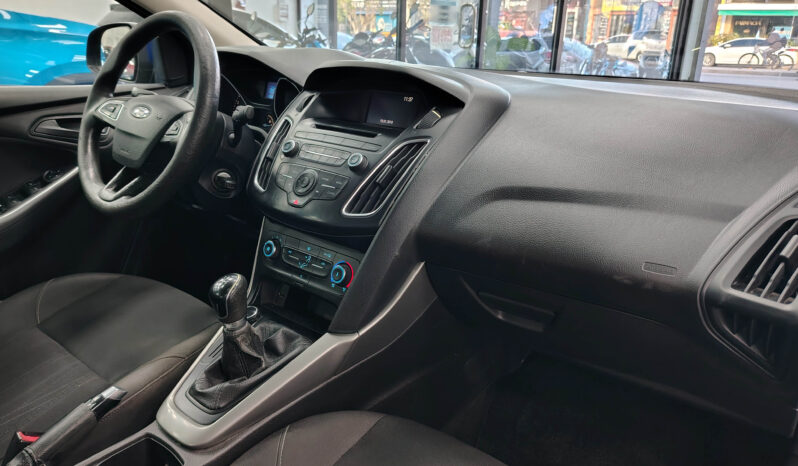 FORD FOCUS 4 PTS S 1.6 lleno