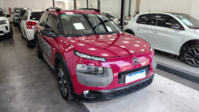 CITROEN	C4 CACTUS 1.2 PURETECH SHINE AT