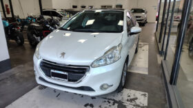 PEUGEOT	208 FELINE 1.6