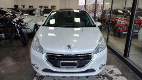 PEUGEOT	208 FELINE 1.6