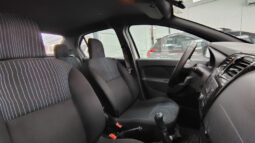 RENAULT	LOGAN 1.6 LIFE lleno