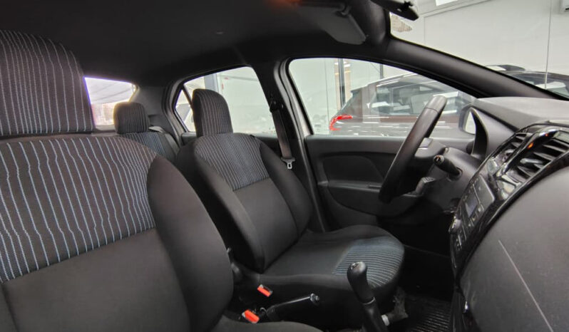 RENAULT	LOGAN 1.6 LIFE lleno
