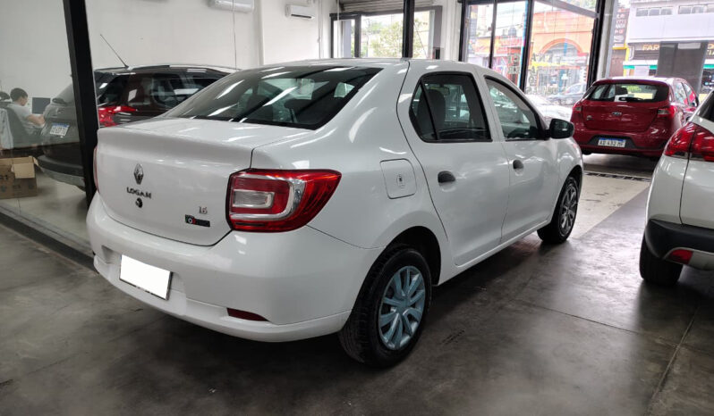 RENAULT	LOGAN 1.6 LIFE lleno
