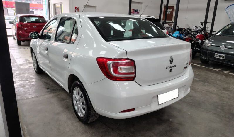 RENAULT	LOGAN 1.6 LIFE lleno