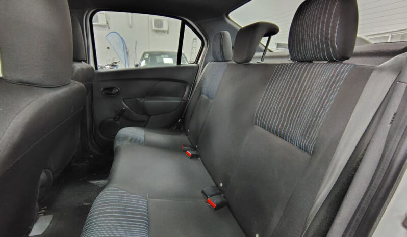 RENAULT	LOGAN 1.6 LIFE lleno