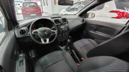 RENAULT	LOGAN 1.6 LIFE lleno