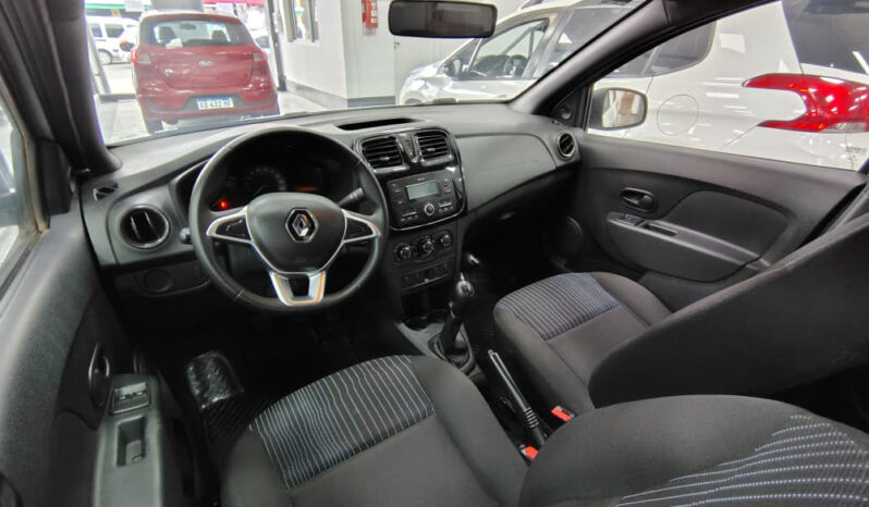 RENAULT	LOGAN 1.6 LIFE lleno