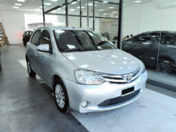 TOYOTA ETIOS XLS 1.5 5 PUERTAS lleno