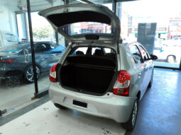 TOYOTA ETIOS XLS 1.5 5 PUERTAS lleno