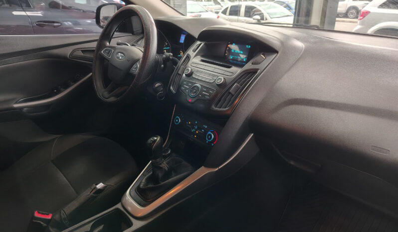 FORD FOCUS 1.6 N M/T S lleno