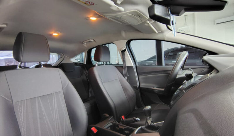 FORD FOCUS 1.6 N M/T S lleno