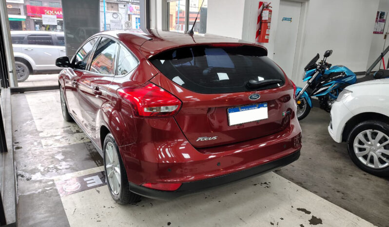 FORD FOCUS 1.6 N M/T S lleno
