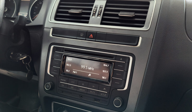 VOLKSWAGEN SURAN TRENDLINE lleno
