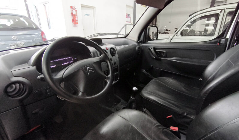 CITROEN	BERLINGO FURGON 1.6 VTI BUSSINES EQUIP C/ 5 AS. lleno