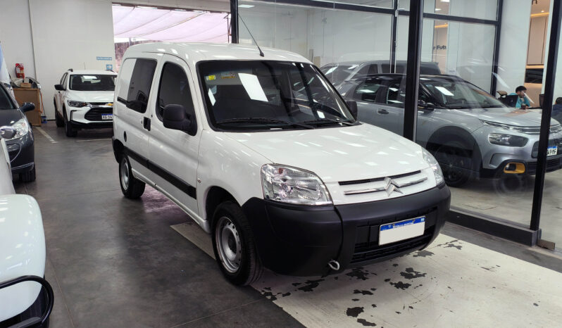 CITROEN	BERLINGO FURGON 1.6 VTI BUSSINES EQUIP C/ 5 AS. lleno
