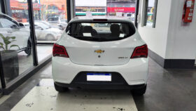 CHEVROLET ONIX LT L/17