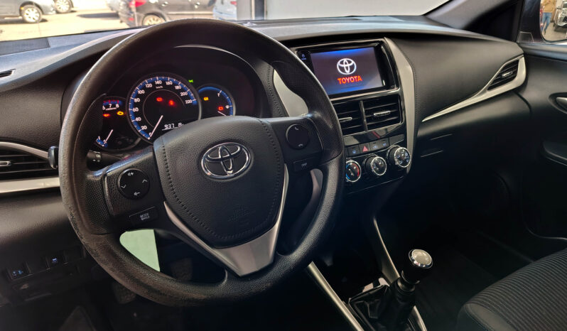 TOYOTA YARIS XS 1.5 6MT lleno