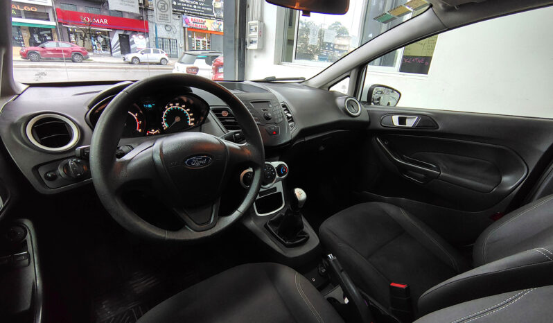 FORD FIESTA KD 1 6 S lleno