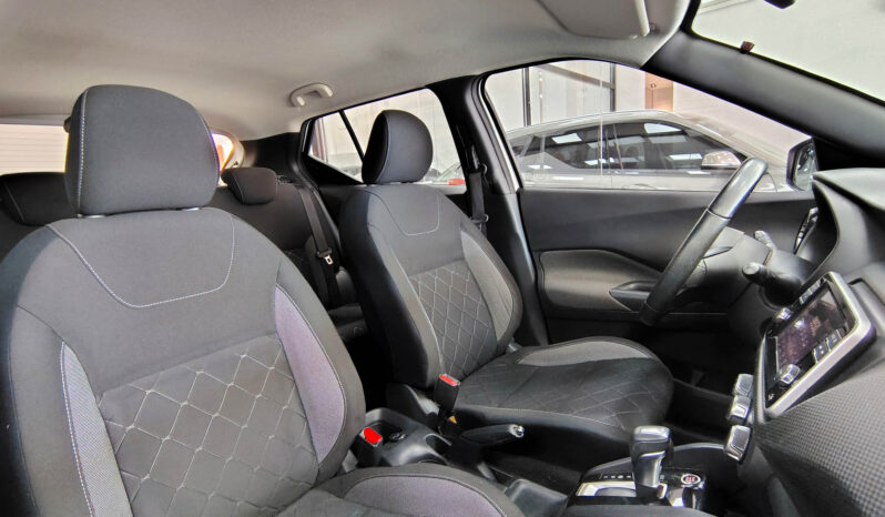 NISSAN KICKS ADVANCE CVT lleno