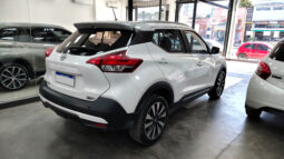 NISSAN KICKS ADVANCE CVT lleno