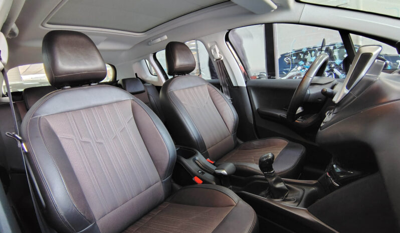 PEUGEOT	2008 VTI FELINE lleno