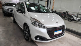 PEUGEOT	208 1.6 THP GT