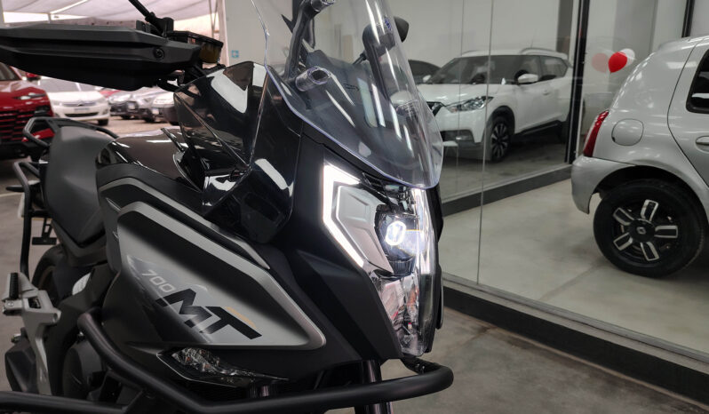 CF MOTO	700 MT lleno