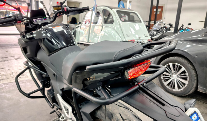 CF MOTO	700 MT lleno