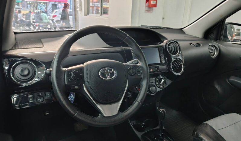 TOYOTA ETIOS XLS AT 5PTS lleno