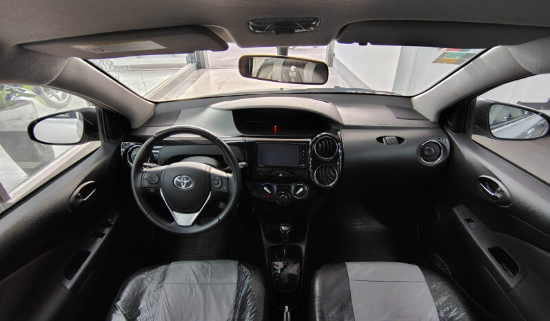 TOYOTA ETIOS XLS AT 5PTS lleno