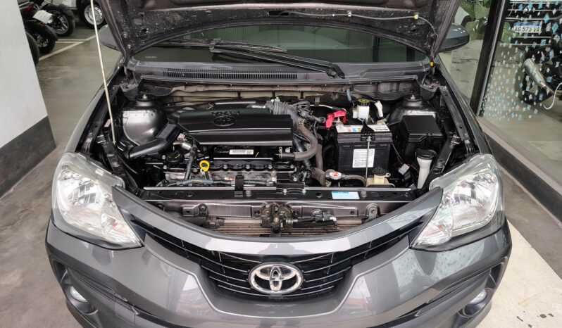 TOYOTA ETIOS X 1.5 6M/T lleno