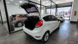 FORD FIESTA KD 1.6 SE lleno