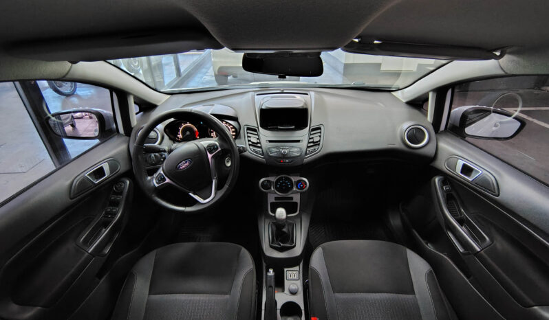 FORD FIESTA KD 1.6 SE lleno