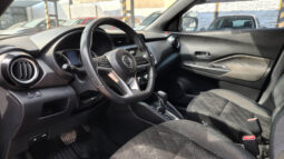 NISSAN KICKS ADVANCE CVT lleno
