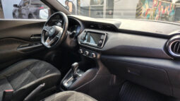 NISSAN KICKS ADVANCE CVT lleno