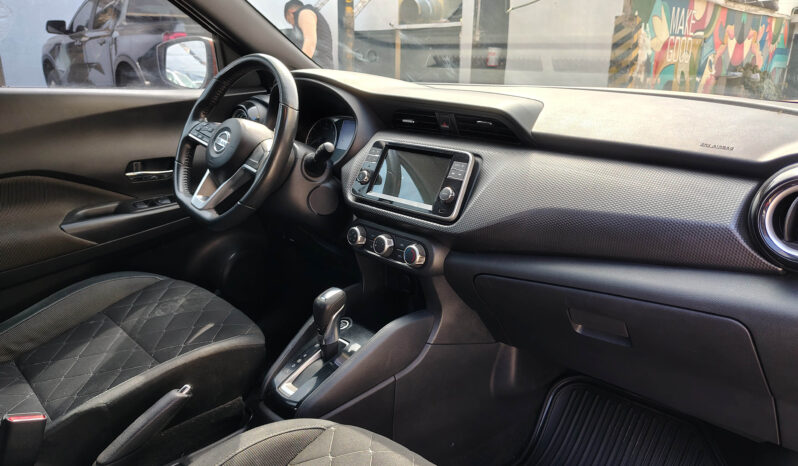 NISSAN KICKS ADVANCE CVT lleno