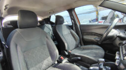 NISSAN KICKS ADVANCE CVT lleno